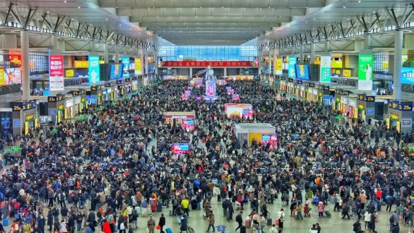 股市配资官网网址 长三角铁路今日预计发送418万人次，持续迎来出行客流高峰